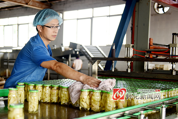 懷化工業(yè)園區(qū)海聯(lián)食品罐頭廠實現(xiàn)生產(chǎn)營銷大轉(zhuǎn)變